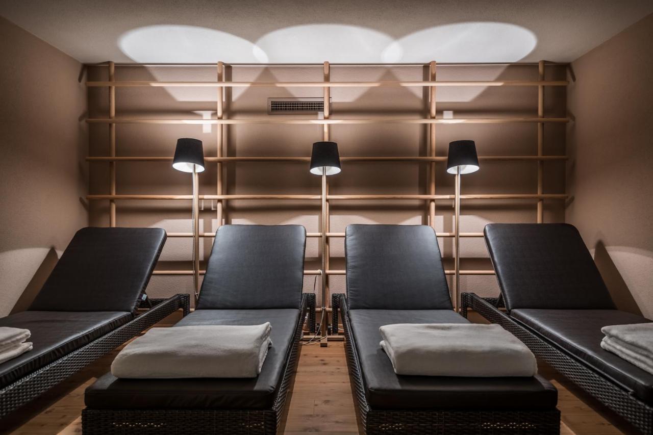 Hotel Heini Кампо Турес Екстериор снимка