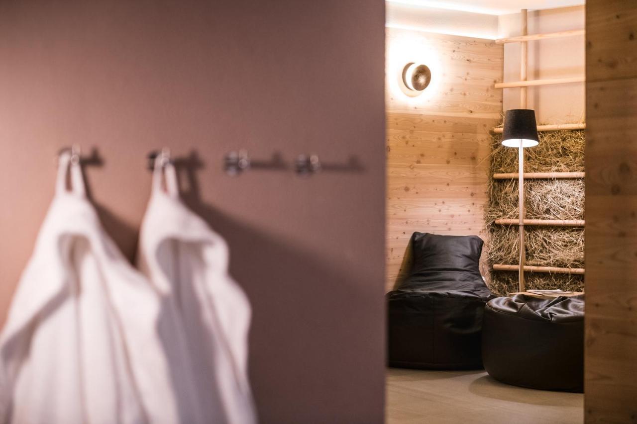Hotel Heini Кампо Турес Екстериор снимка