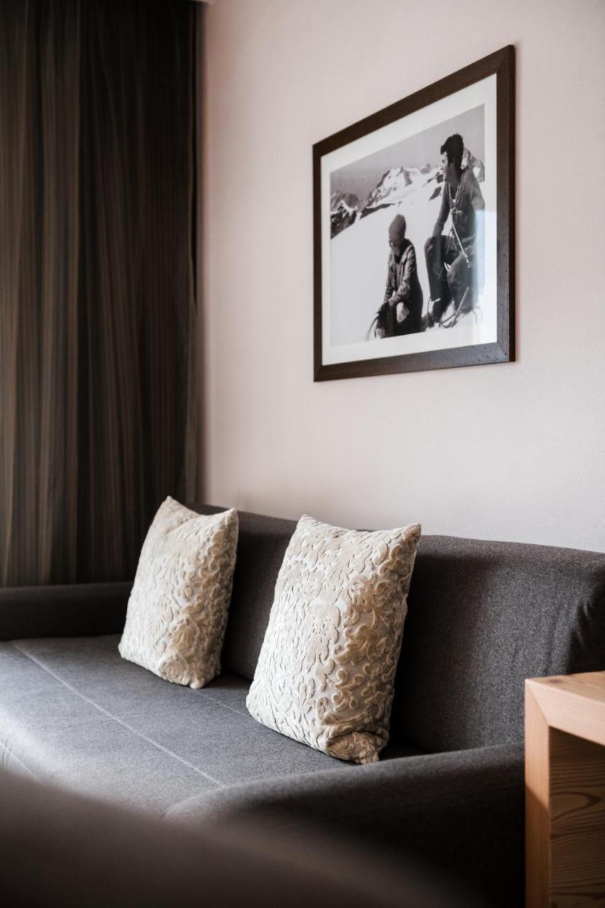 Hotel Heini Кампо Турес Екстериор снимка